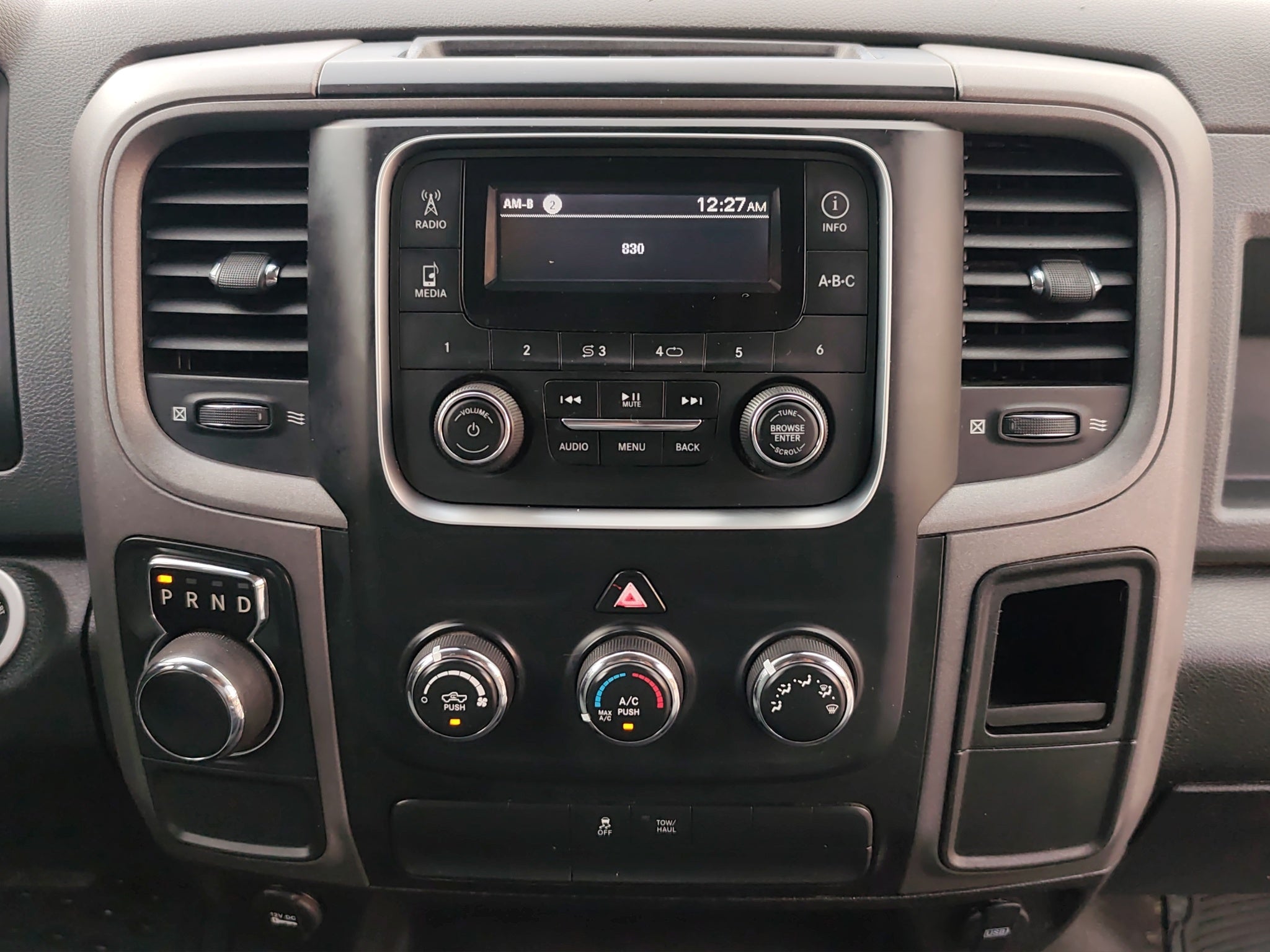 2020 Dodge RAM 1500 2 PTS ST V6 36L TA AAC