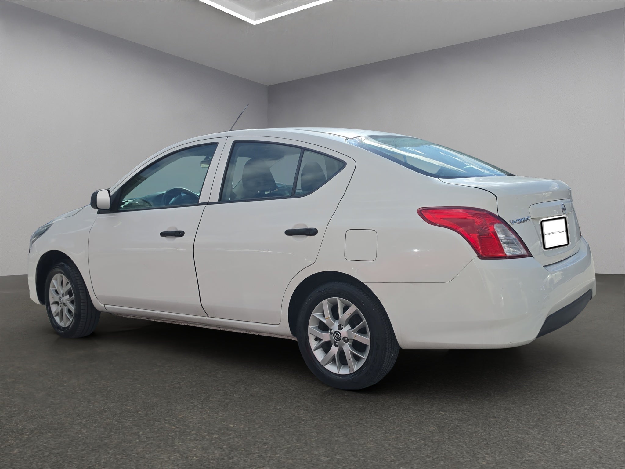 2022 Nissan V-DRIVE 4 PTS BASE TM5 AAC R-15