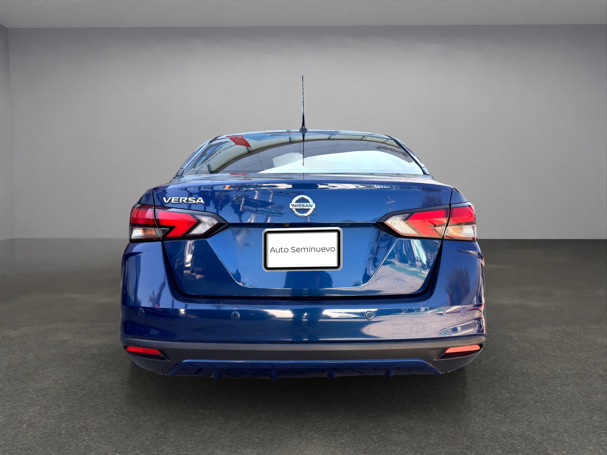 2020 Nissan VERSA 4 PTS ADVANCE CVT AAC VE F NIEBLA RA-16