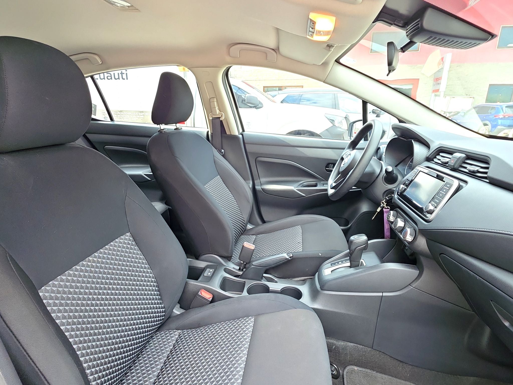 2024 Nissan VERSA 4P SENSE L41.6 AUT