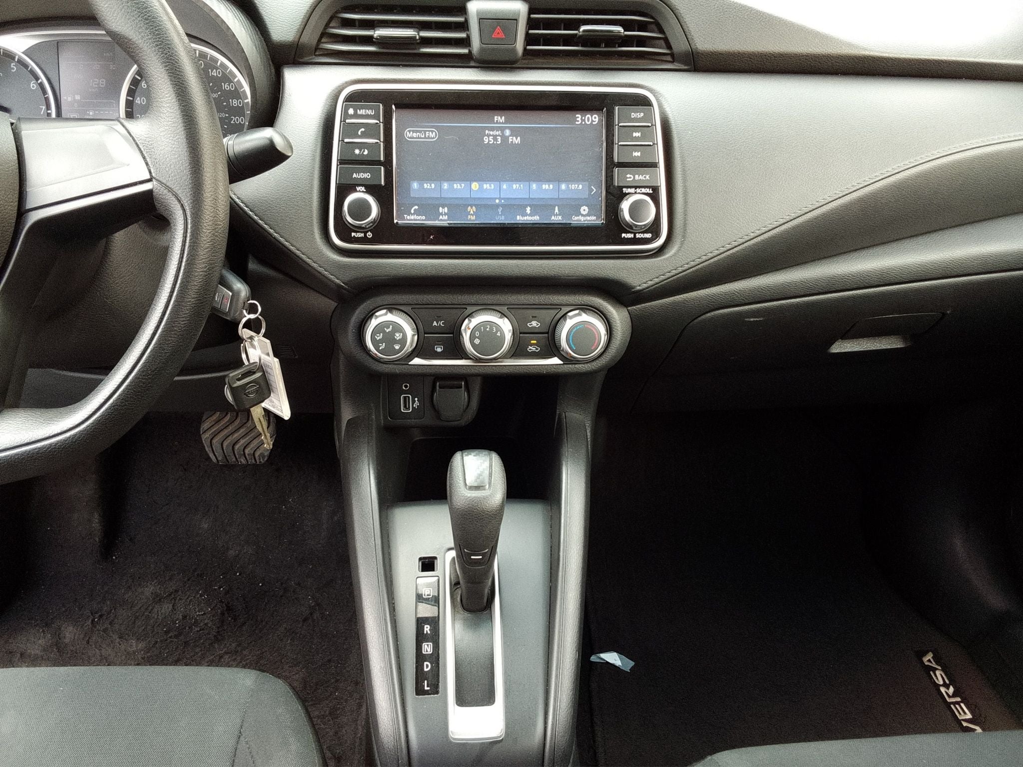2023 Nissan Versa 1.6 Sense At