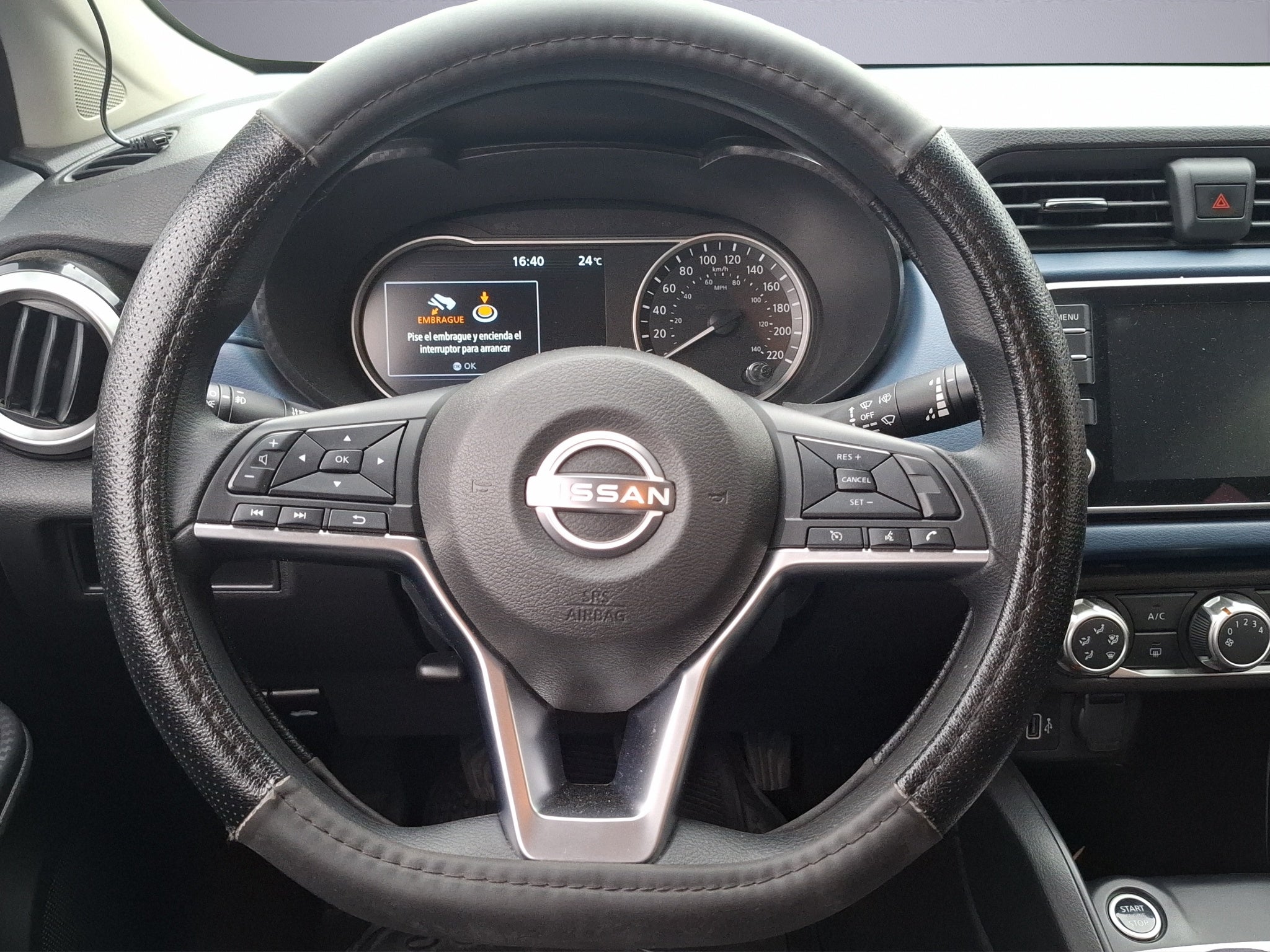 2024 Nissan VERSA 4P ADVANCE L41.6 MAN