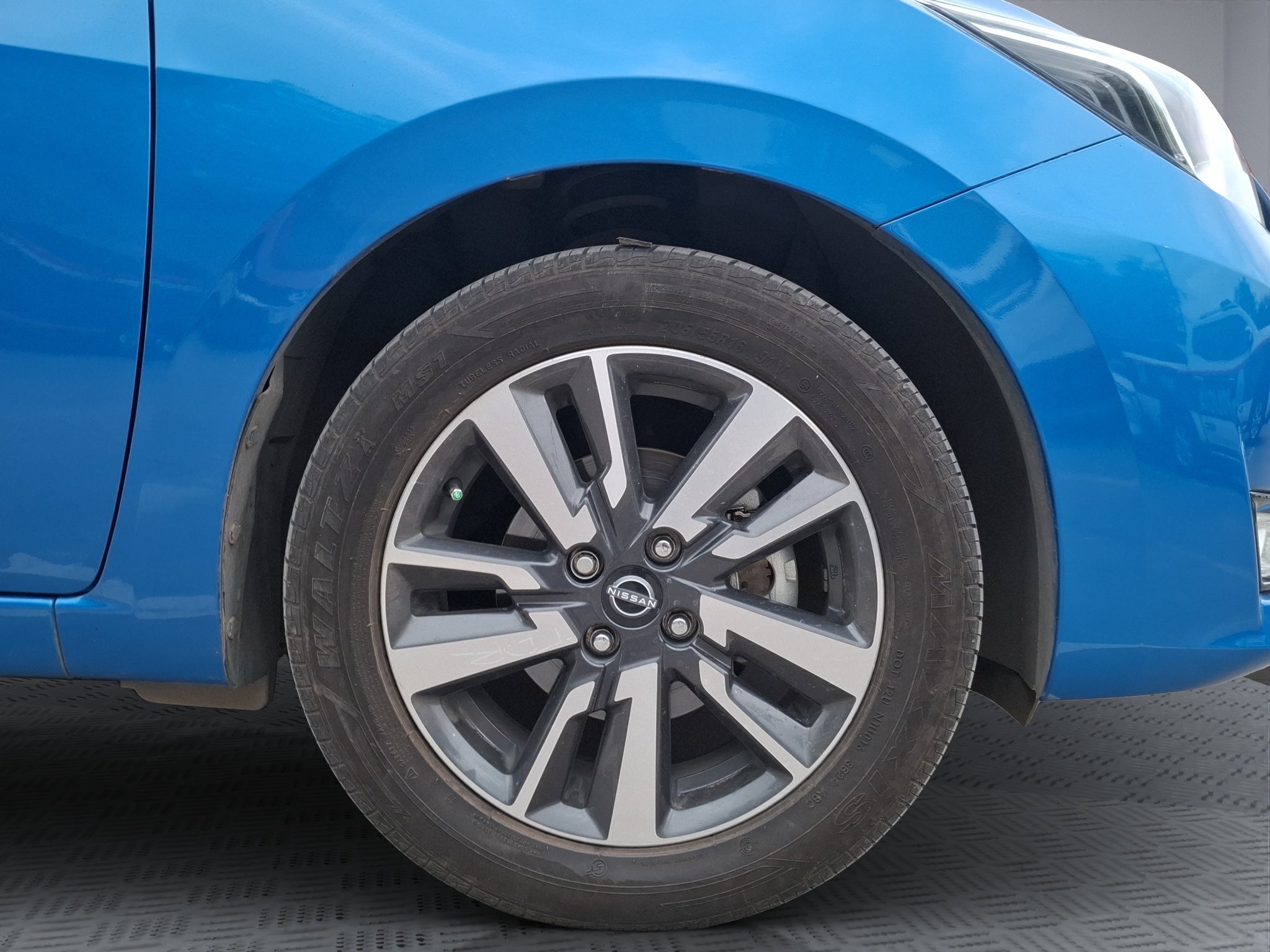 2024 Nissan VERSA 4P ADVANCE L41.6 MAN