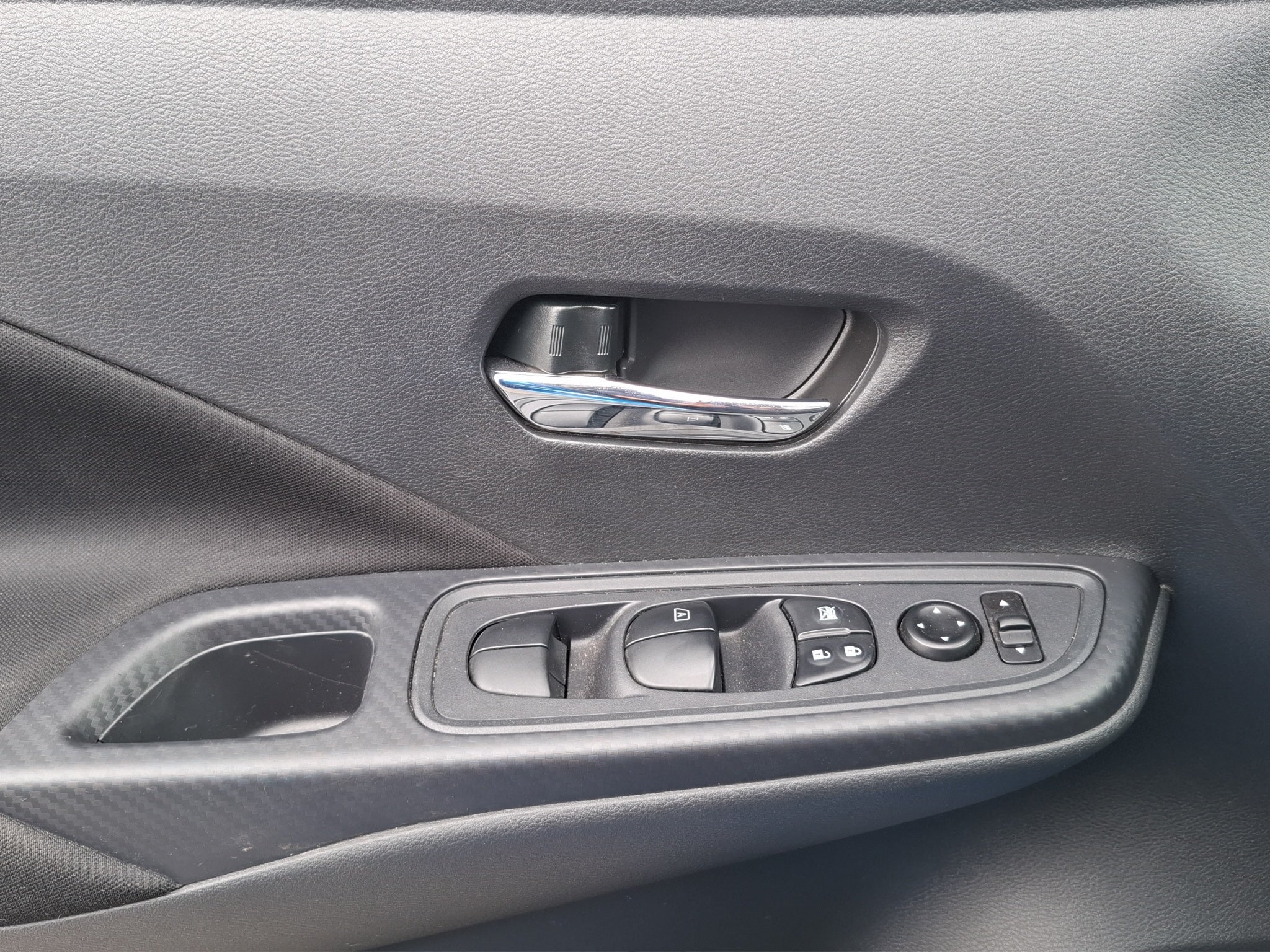 2024 Nissan VERSA 4P ADVANCE L41.6 MAN