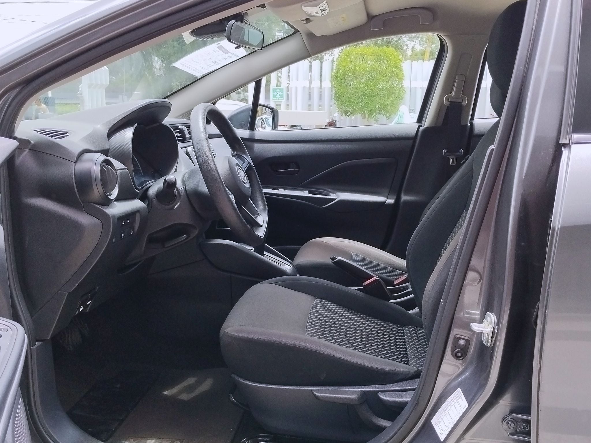 2024 Nissan VERSA 4P SENSE L41.6 AUT
