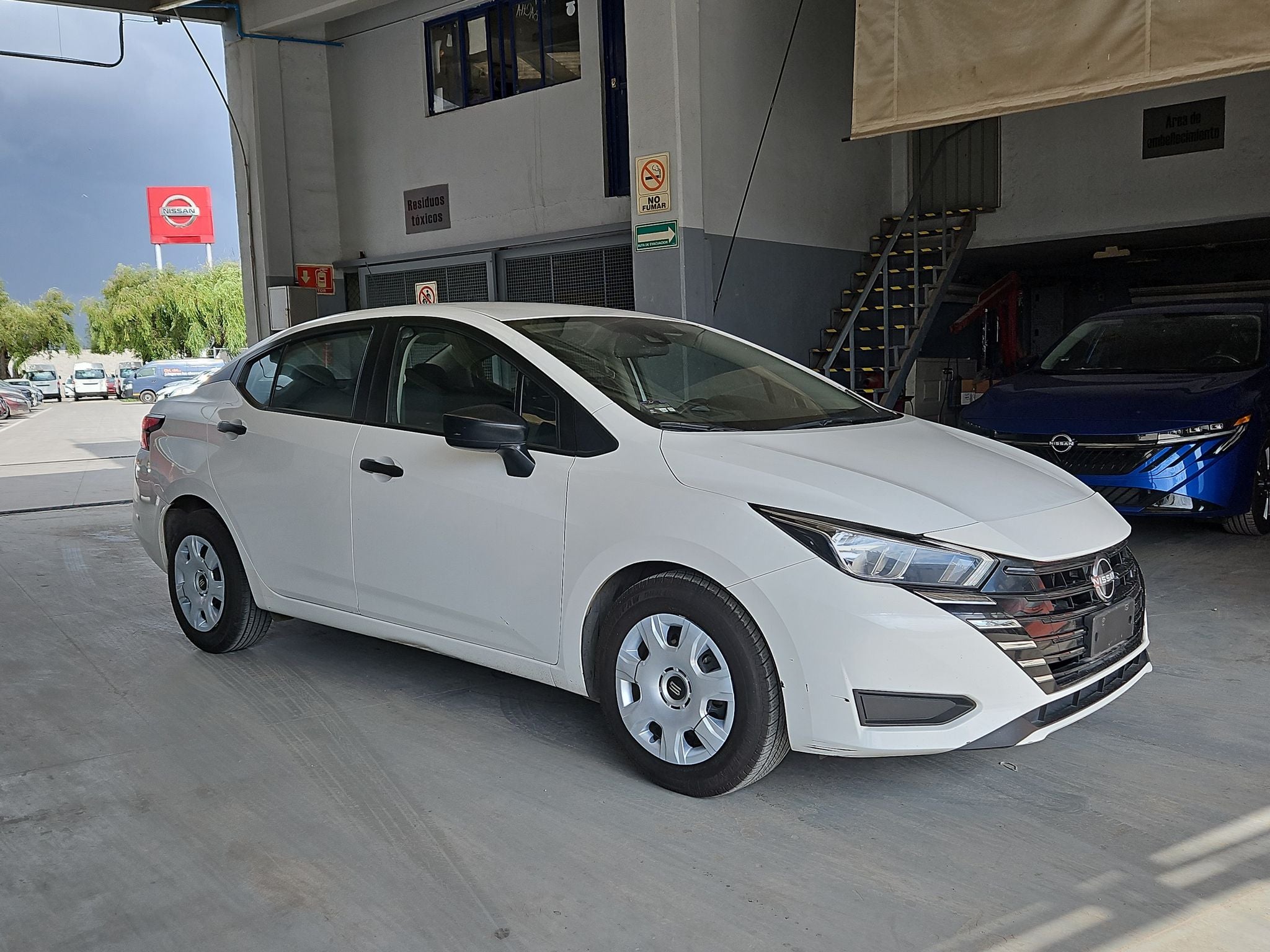 2024 Nissan VERSA 4P SENSE L41.6 AUT