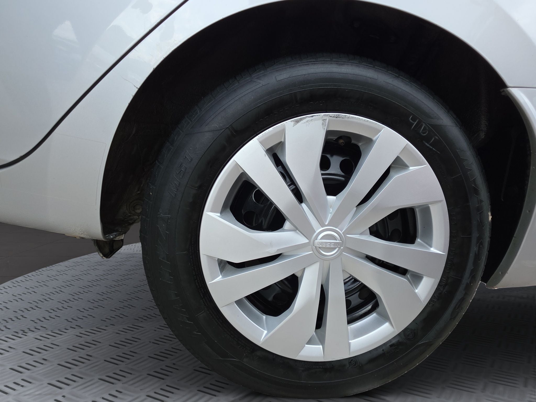 2024 Nissan Versa 1.6 Sense At