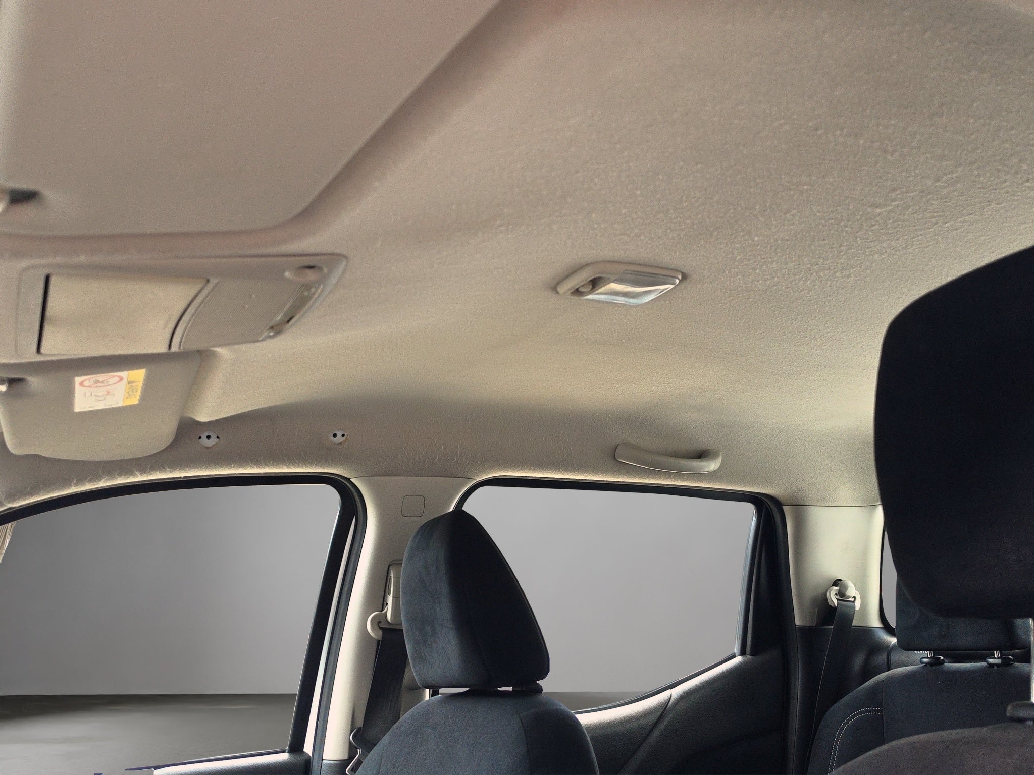 2020 Nissan NP300 4 PTS PICK-UP DOBLE CABINA SE TM6 AAC VE