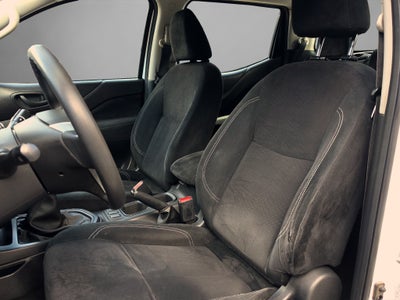2020 Nissan NP300 4 PTS PICK-UP DOBLE CABINA SE TM6 AAC VE
