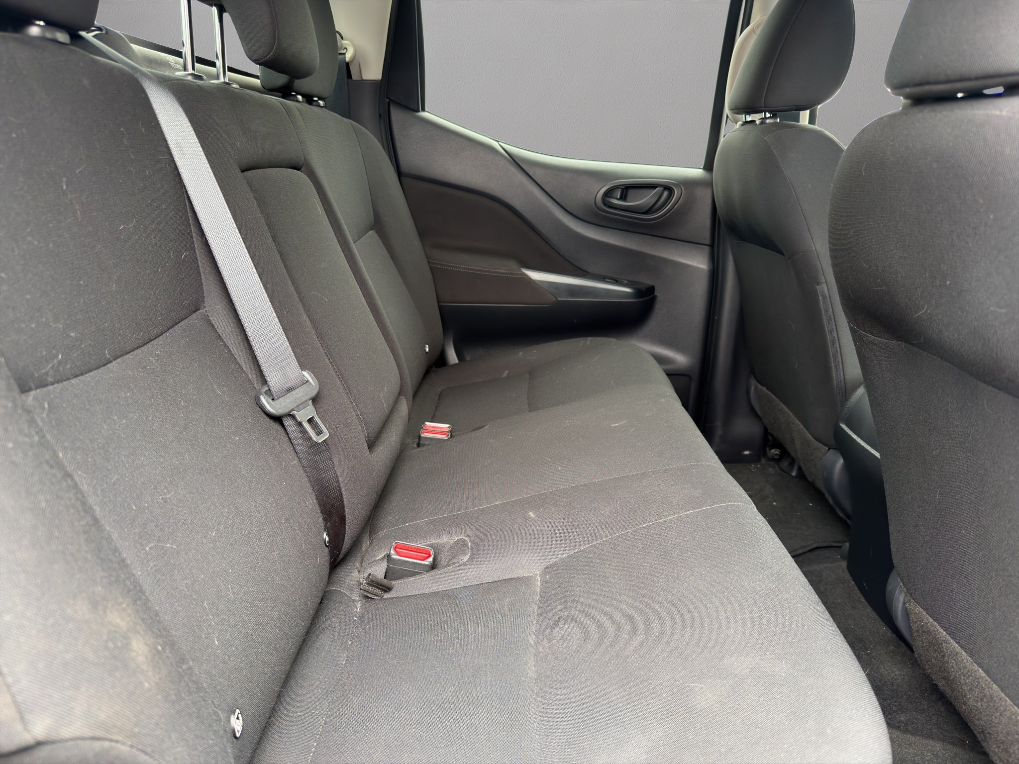 2024 Nissan FRONTIER 4P SE L42.5 MAN