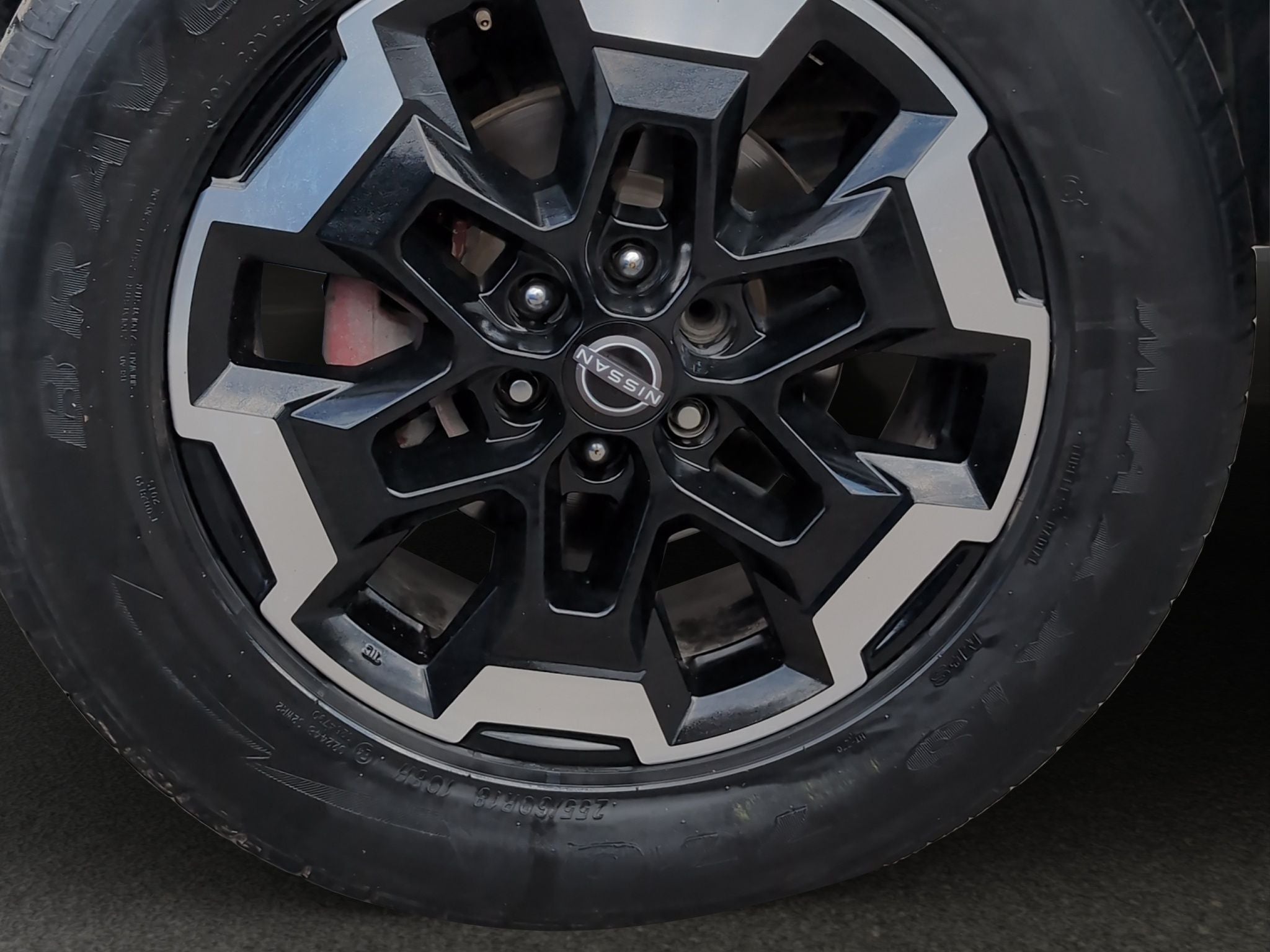 2023 Nissan Frontier 2.5 Le Platinum At