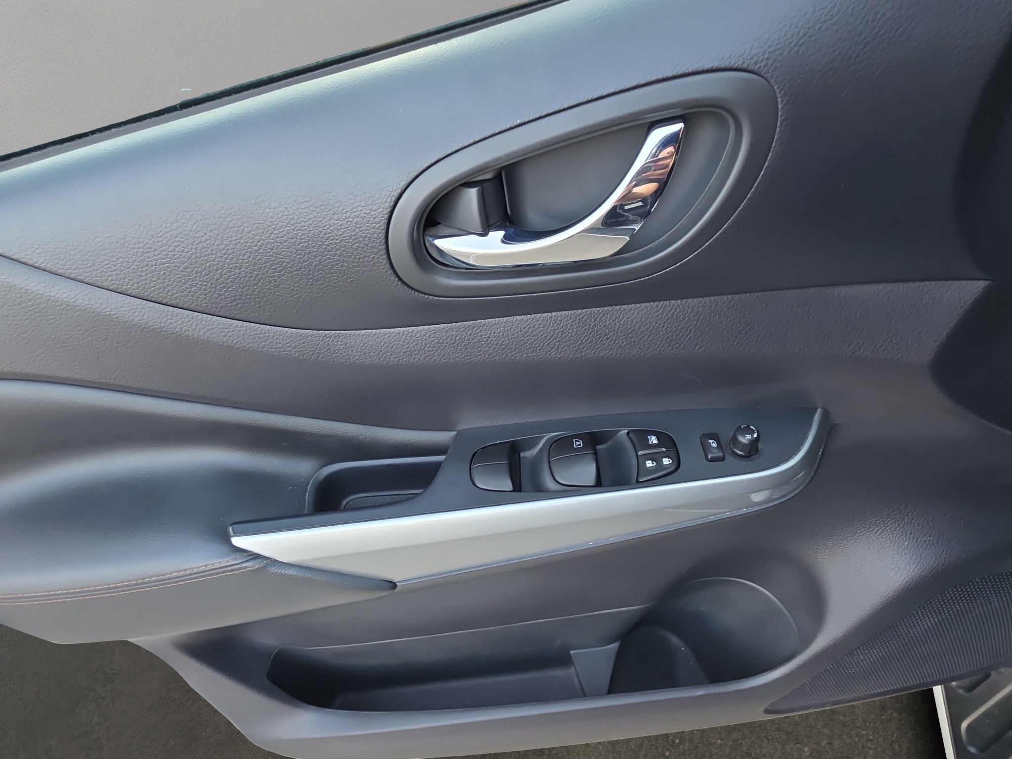 2024 Nissan Frontier 2.5 Le Platinum At