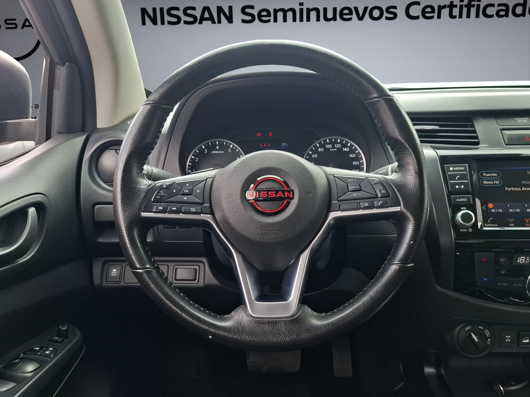 2025 Nissan FRONTIER 4P PRO-4X L42.5 AUT 4X4
