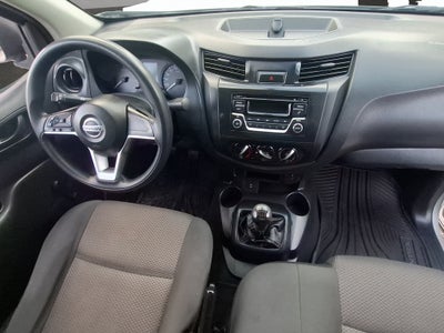 2022 Nissan NP300 2 PTS ESTACAS TM6 AAC