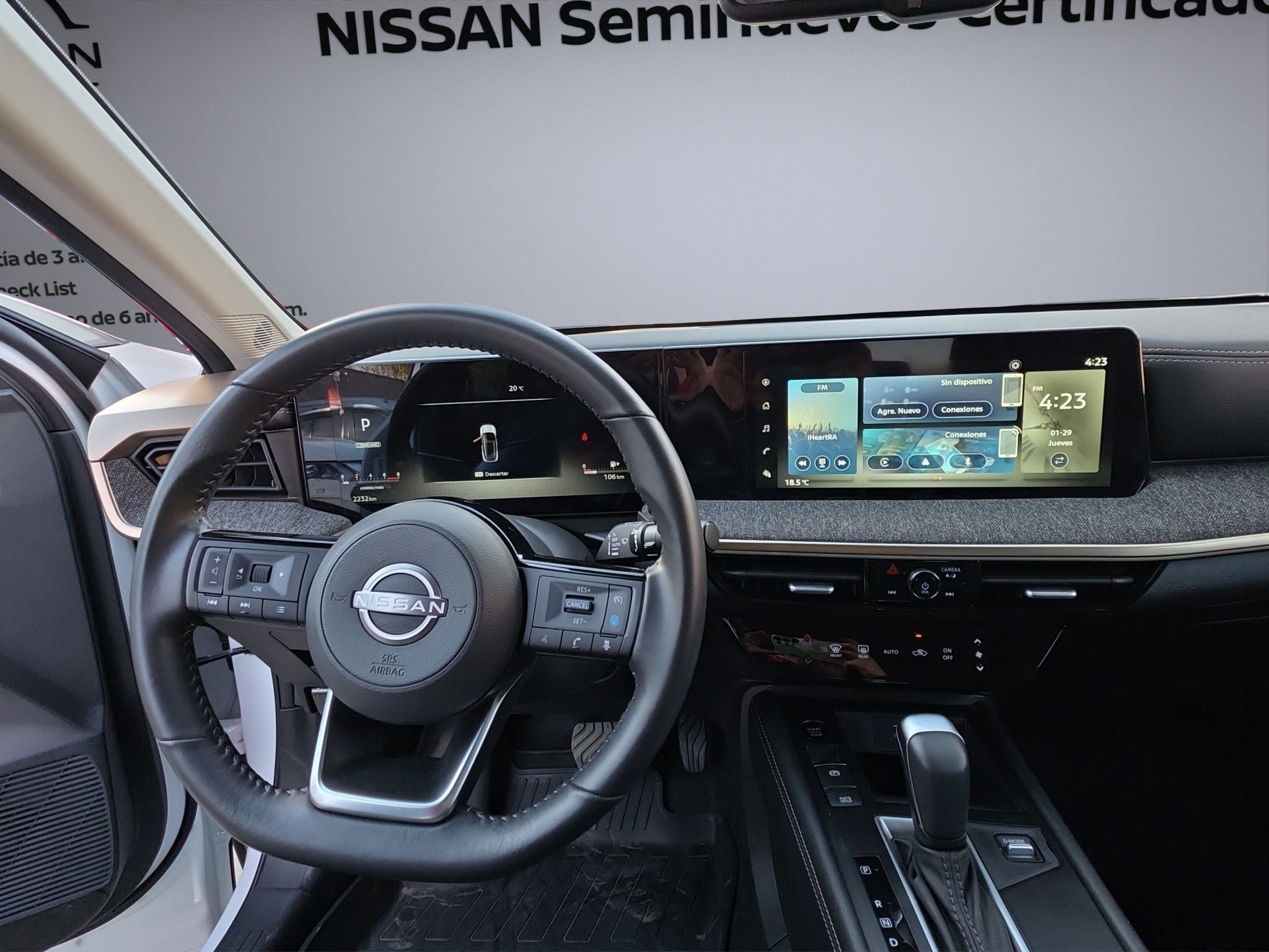 2025 Nissan Kicks 2.0 Platinum At