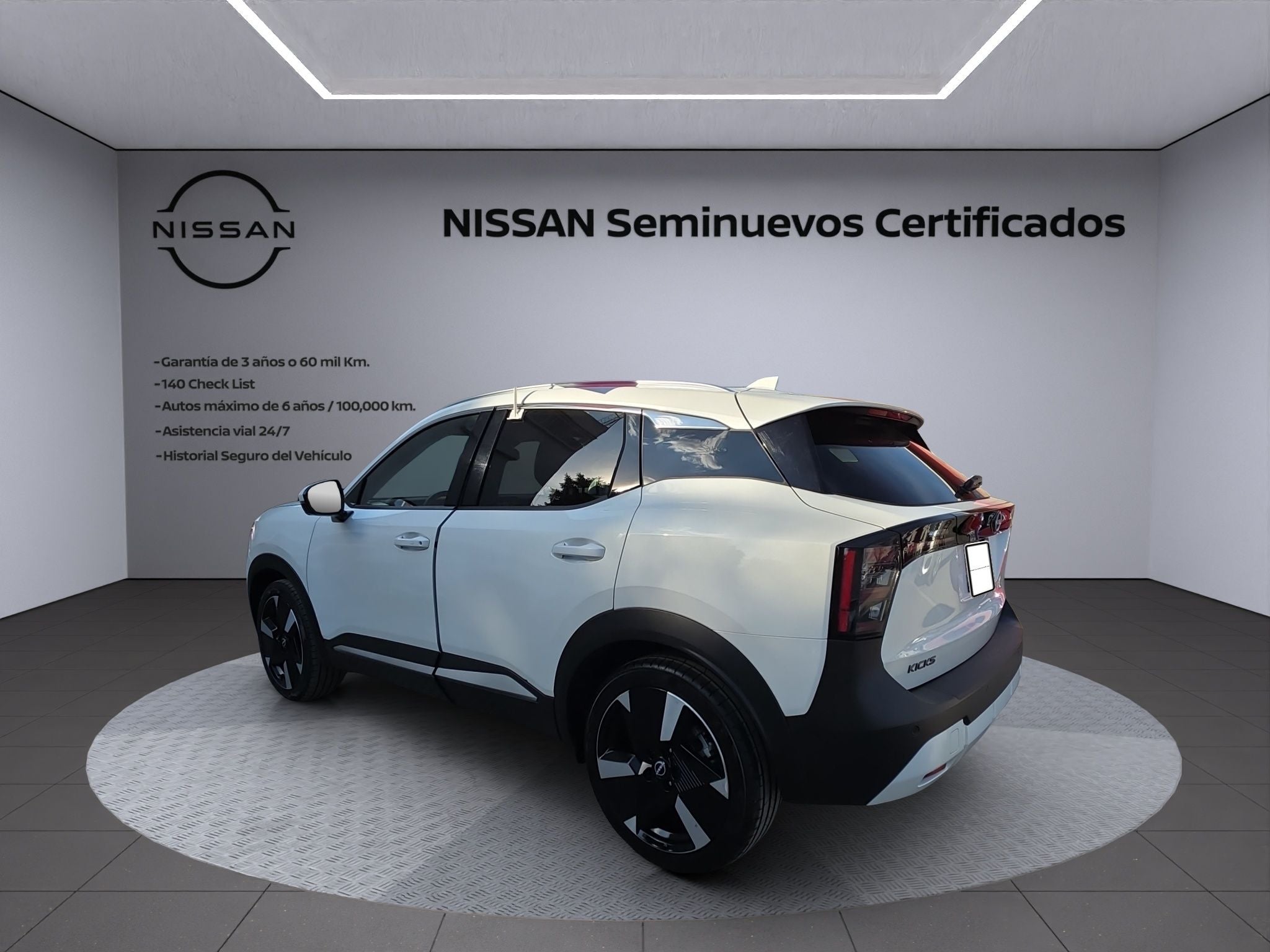 2025 Nissan Kicks 2.0 Platinum At
