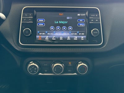 2024 Nissan KICKS PLAY ADVANCE CVT