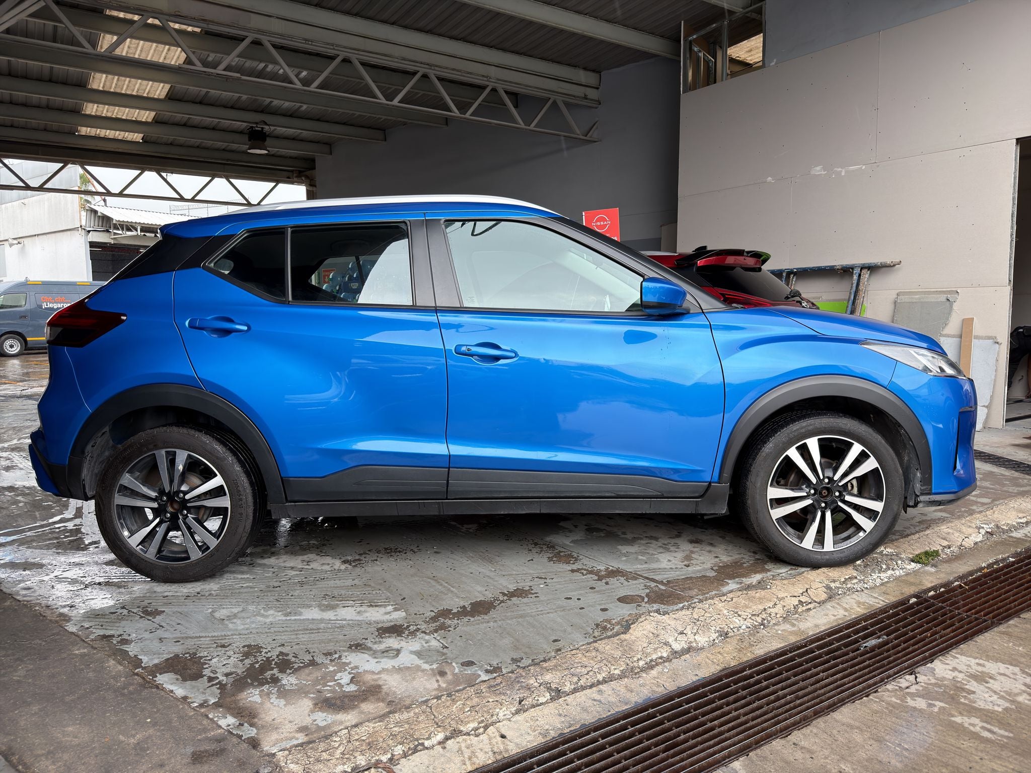 2024 Nissan KICKS PLAY ADVANCE CVT