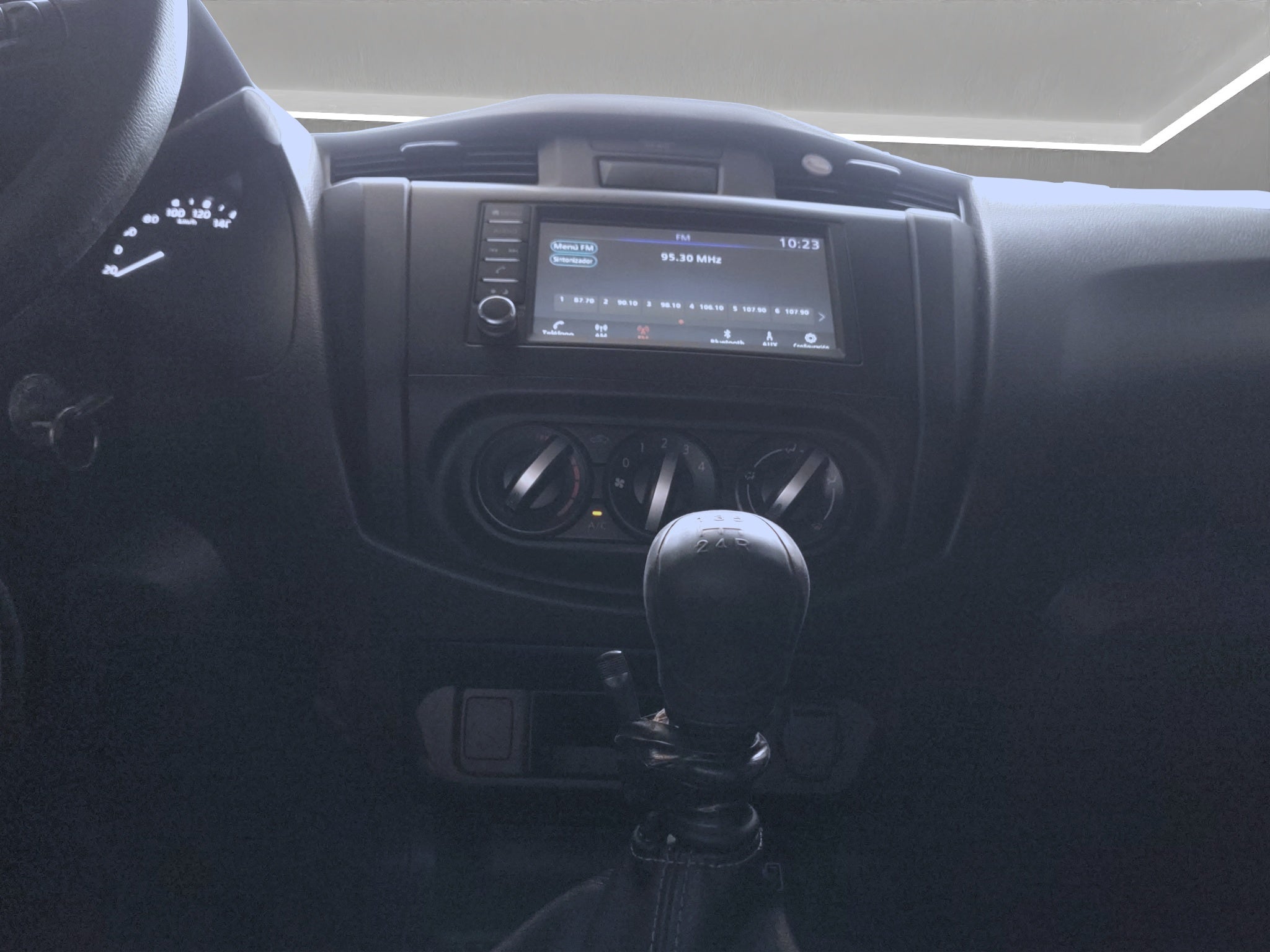 2025 Nissan NP300 PICK UP 2P L42.5 MAN AA
