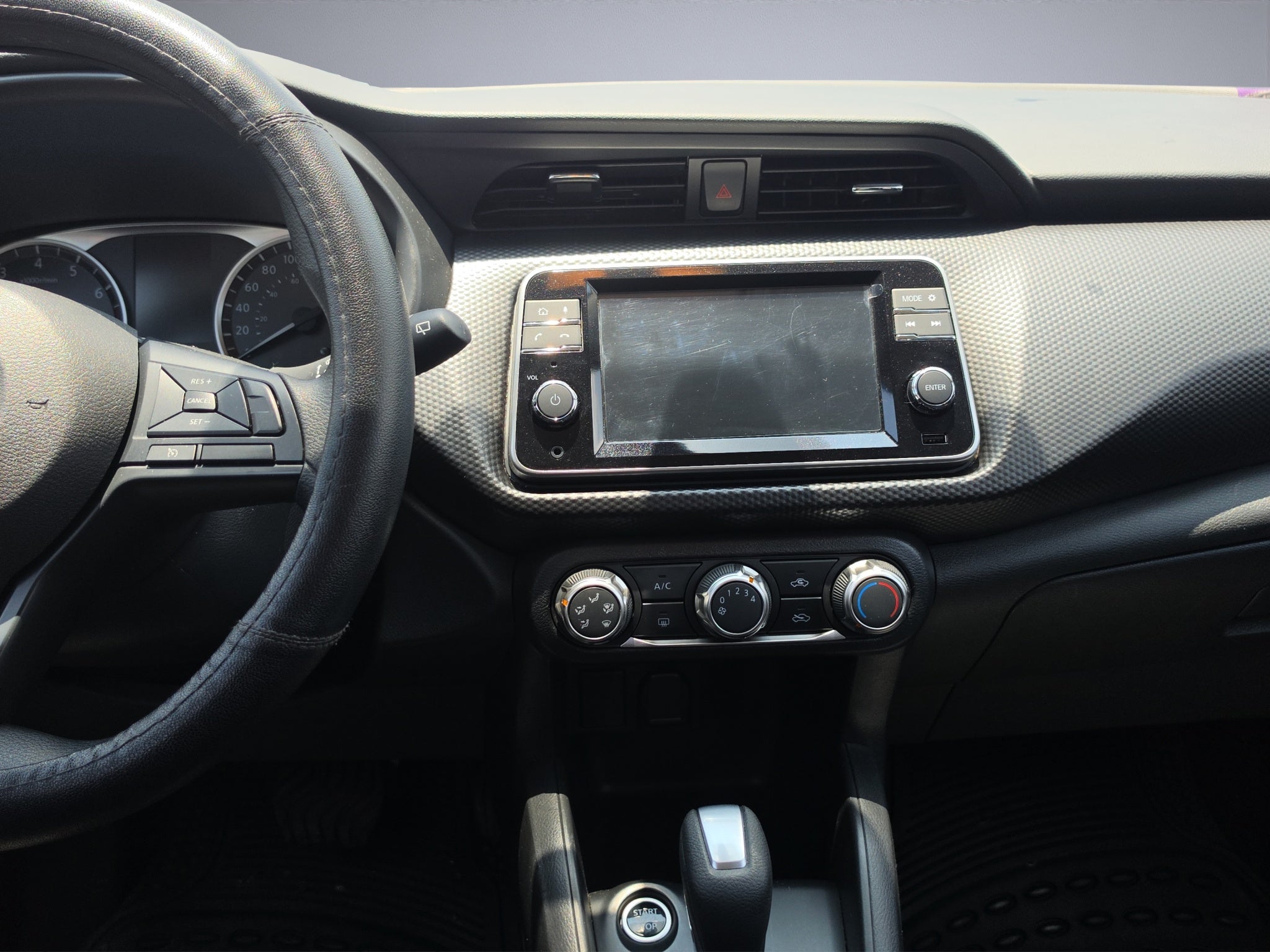 2025 Nissan KICKS 5P ADVANCE L42.0 AUT