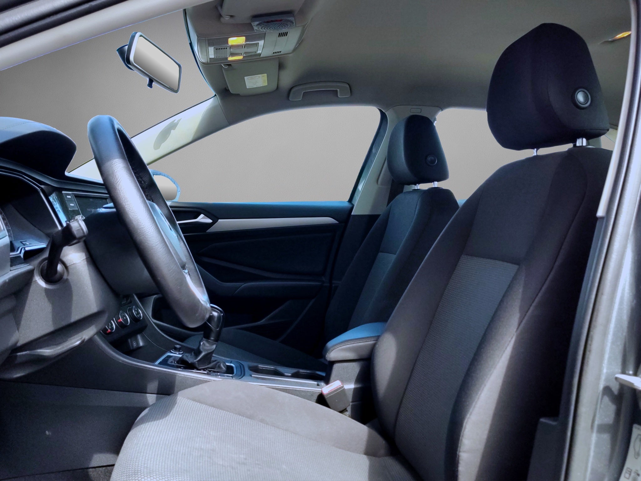2019 Volkswagen JETTA 4 PTS TRENDLINE TA R-16