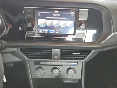 2021 Volkswagen JETTA 4 PTS TRENDLINE 14T TM5 R-16
