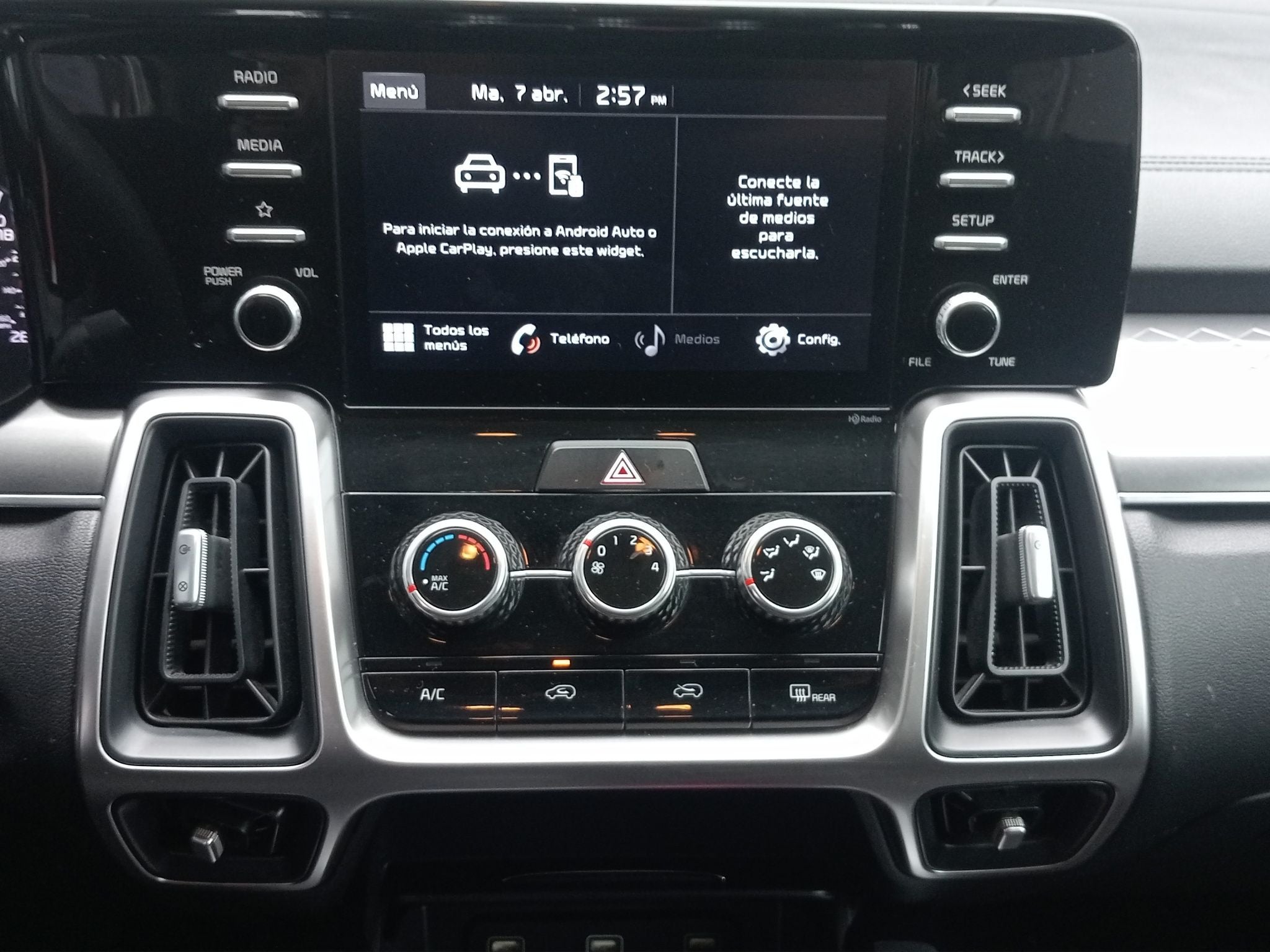 2021 Kia Sorento 2.4 L4 LX Tela 7 Pasajeros At