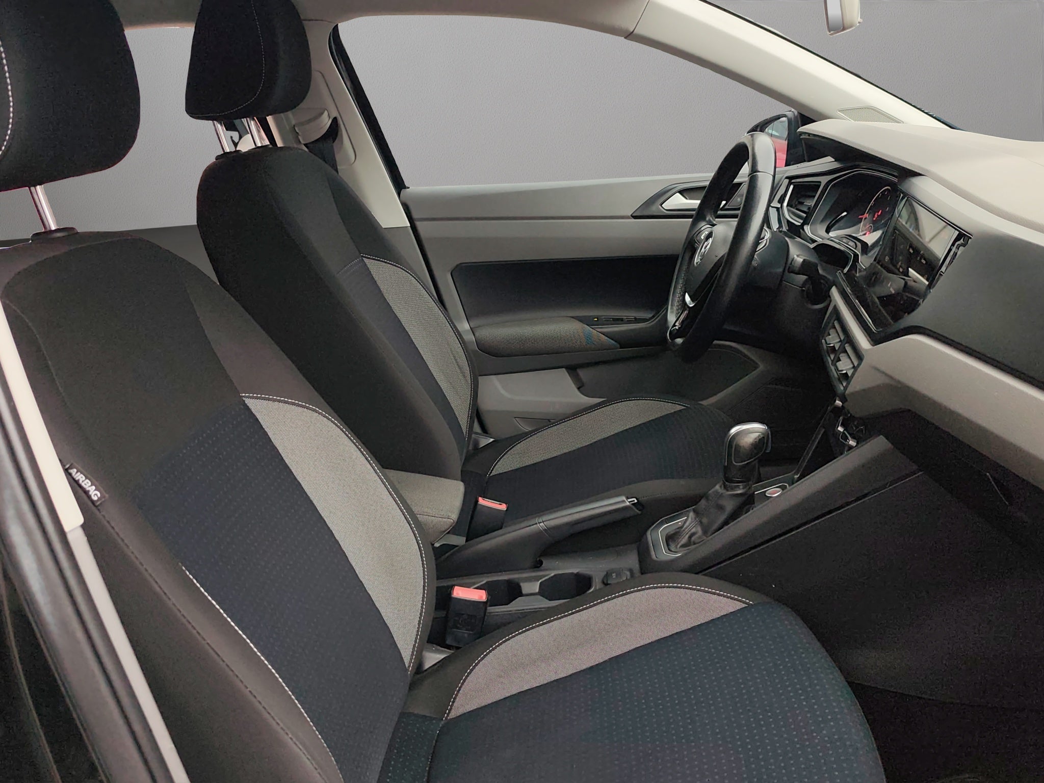 2022 Volkswagen VIRTUS 4 PTS TRENDLINE 16L TA AAC R-15