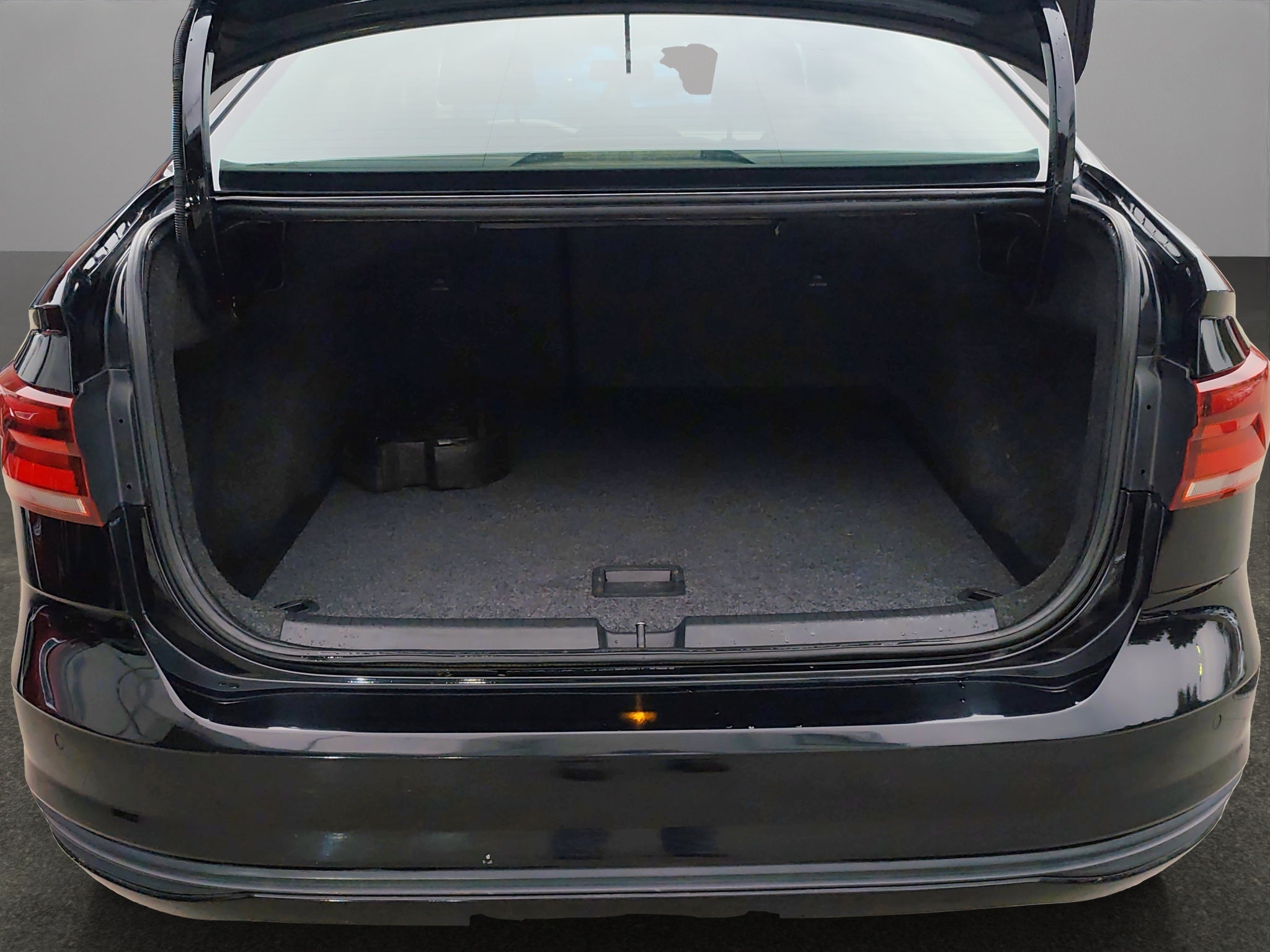 2022 Volkswagen VIRTUS 4 PTS TRENDLINE 16L TA AAC R-15