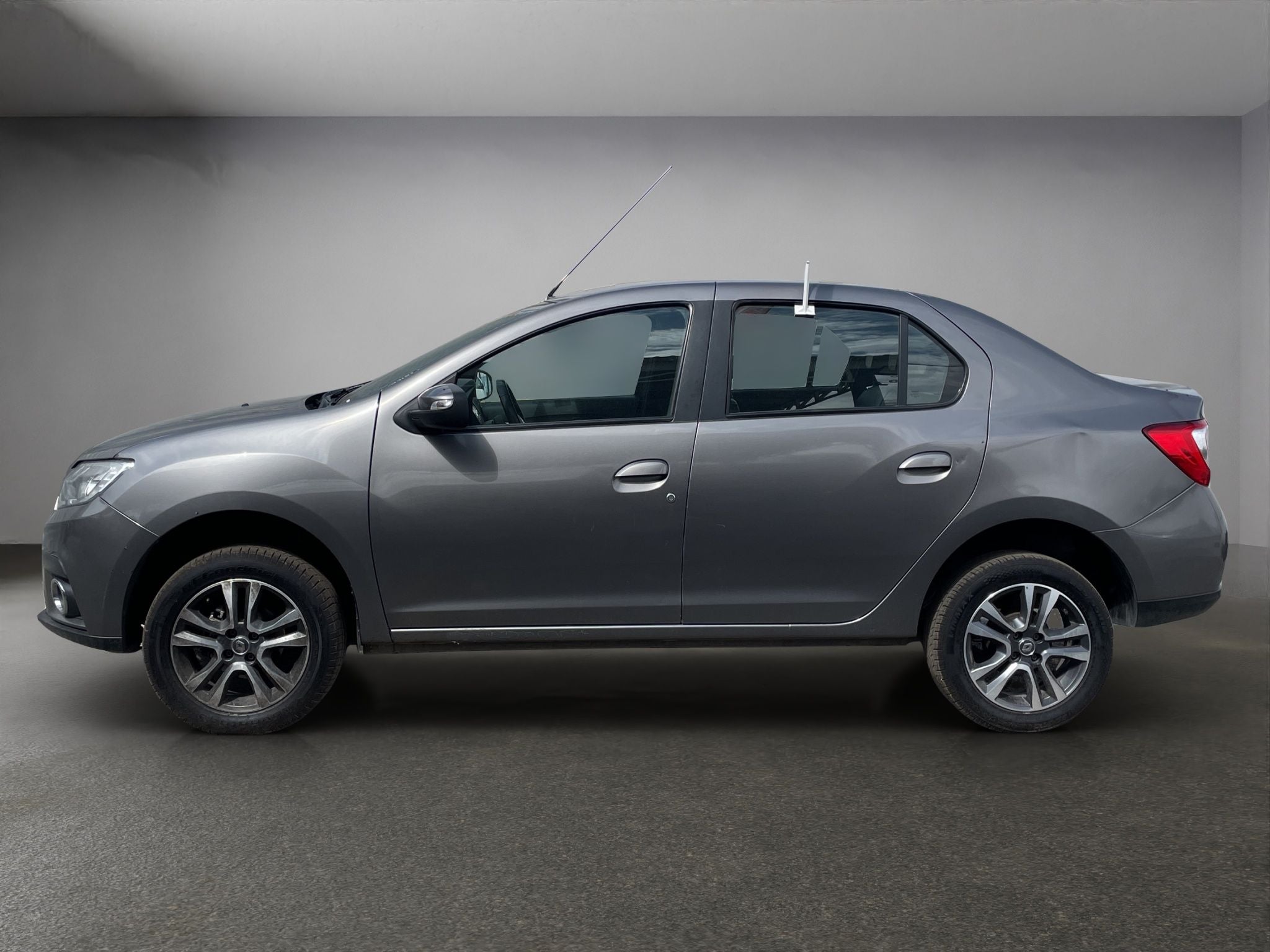 2023 Renault Logan 1.6 Intens At