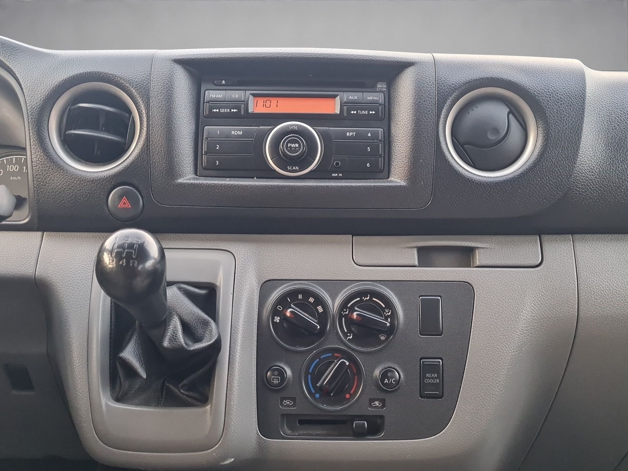 2020 Nissan Urvan 2.5 15 Pas Amplia Aa Mt