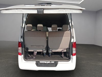2022 Nissan Urvan 2.5 15 Pas Amplia Aa Mt