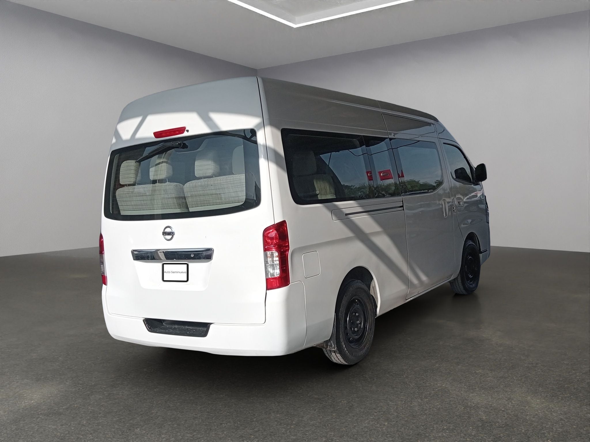2022 Nissan Urvan 2.5 15 Pas Amplia Aa Mt