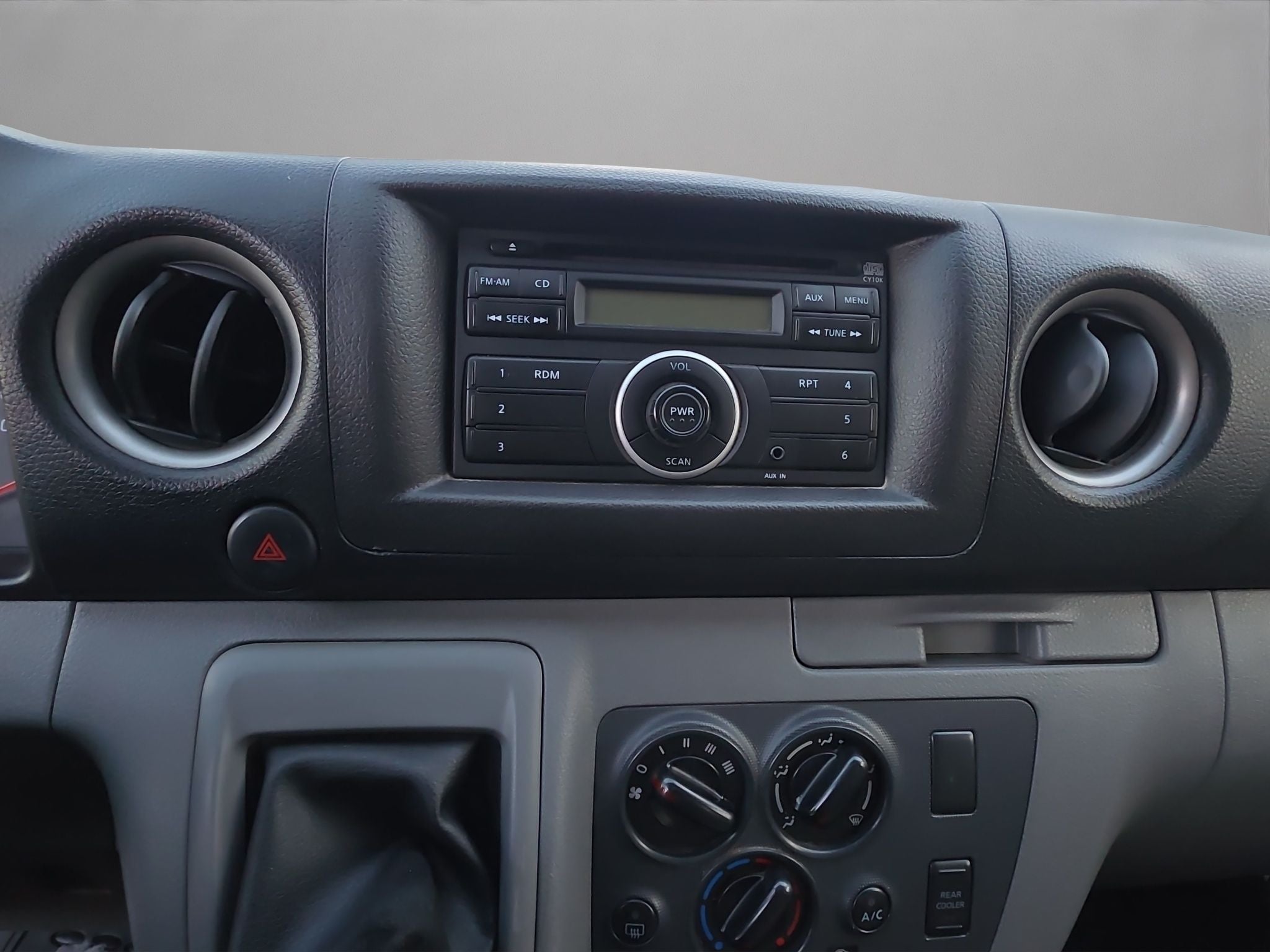 2020 Nissan Urvan 2.5 15 Pas Amplia Aa Mt