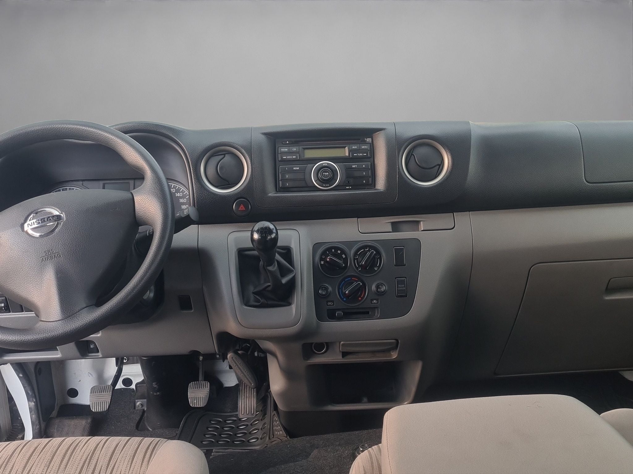 2020 Nissan Urvan 2.5 15 Pas Amplia Aa Mt