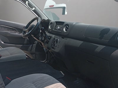 2023 Nissan Urvan 2.5 14 Pasajeros Amplia AA Mt