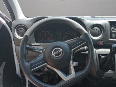 2023 Nissan Urvan 2.5 14 Pasajeros Amplia AA Mt