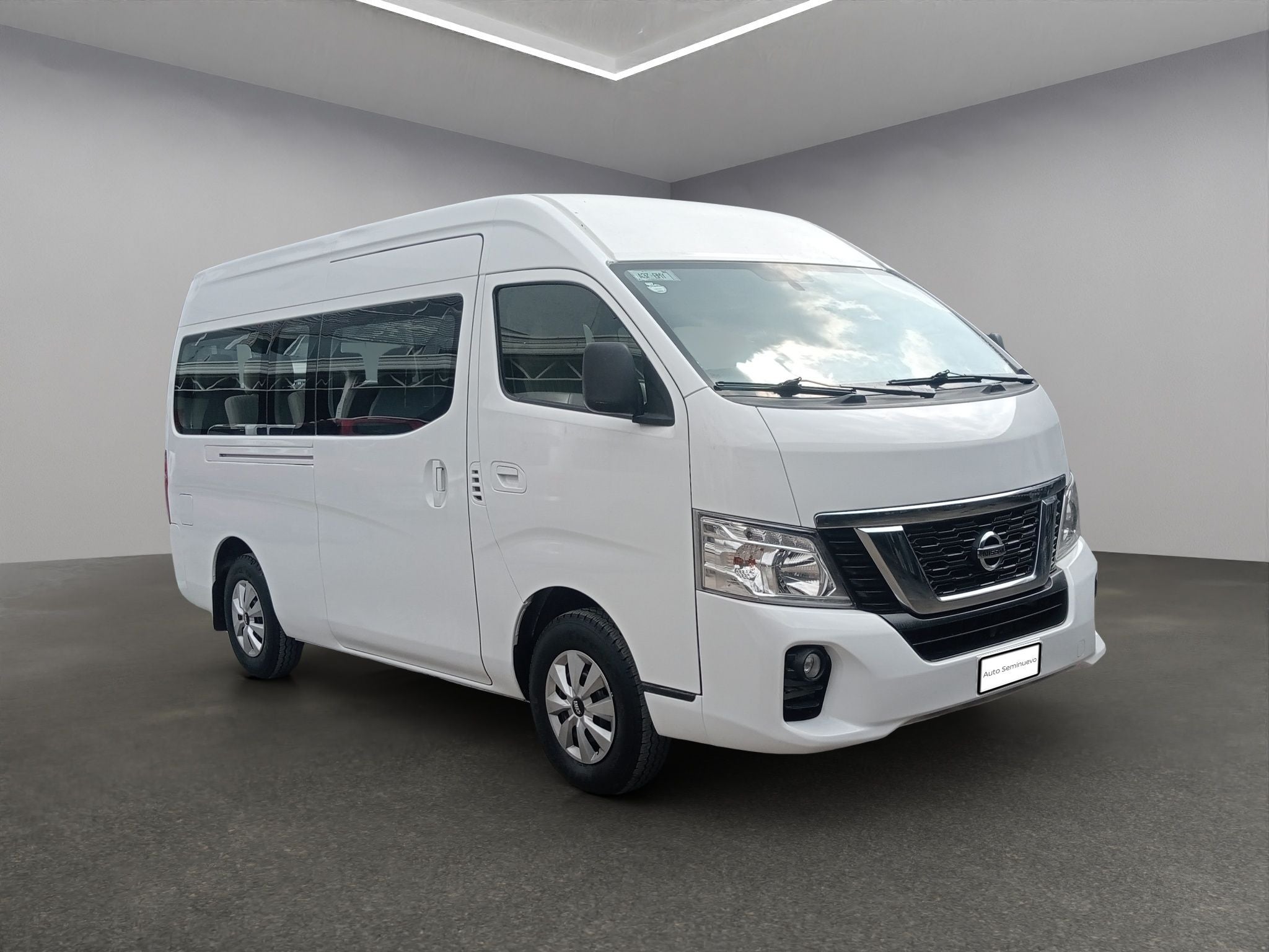 2022 Nissan Urvan 2.5 15 Pas Amplia Aa Mt