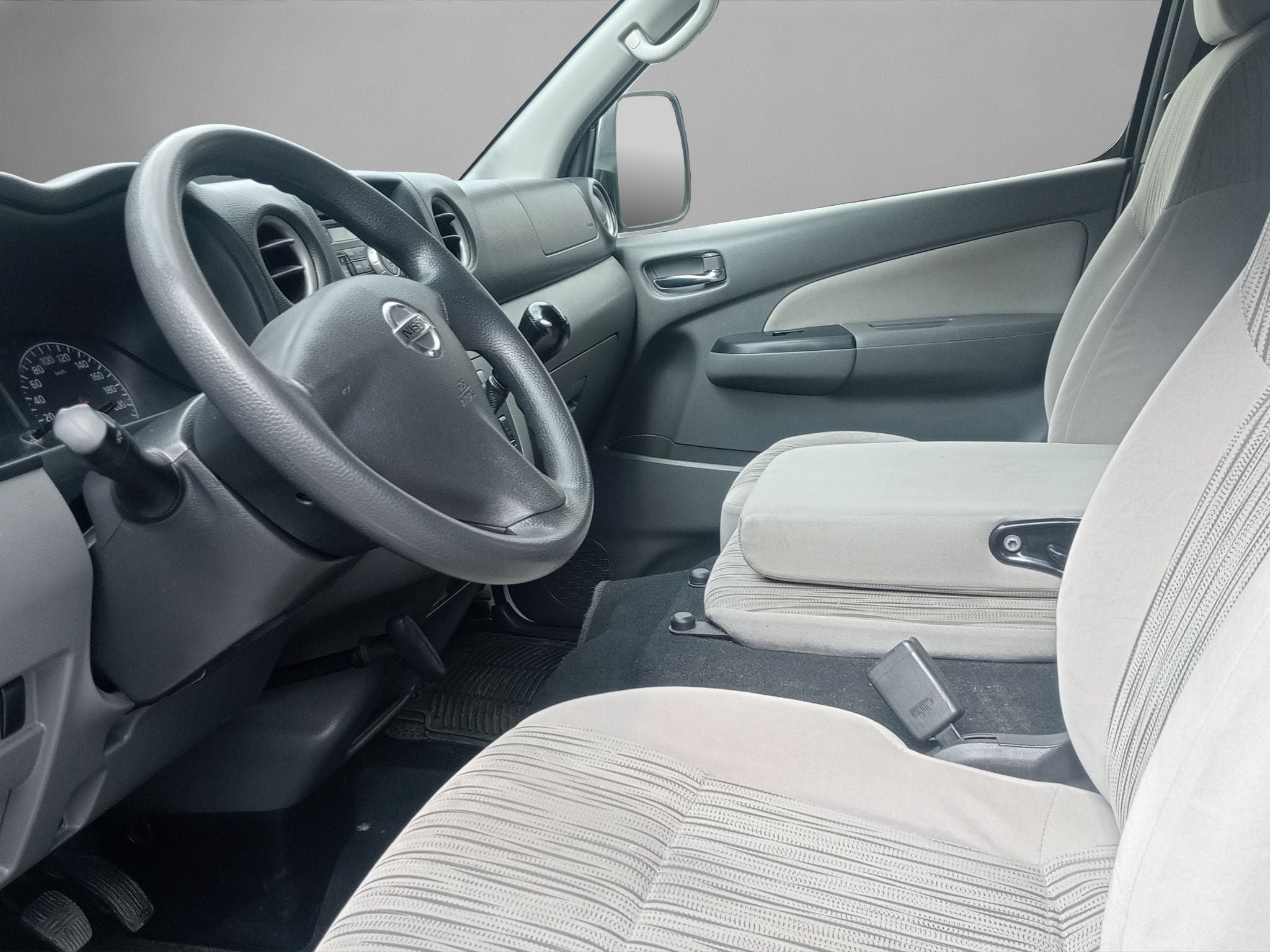 2022 Nissan Urvan 2.5 15 Pas Amplia Aa Mt