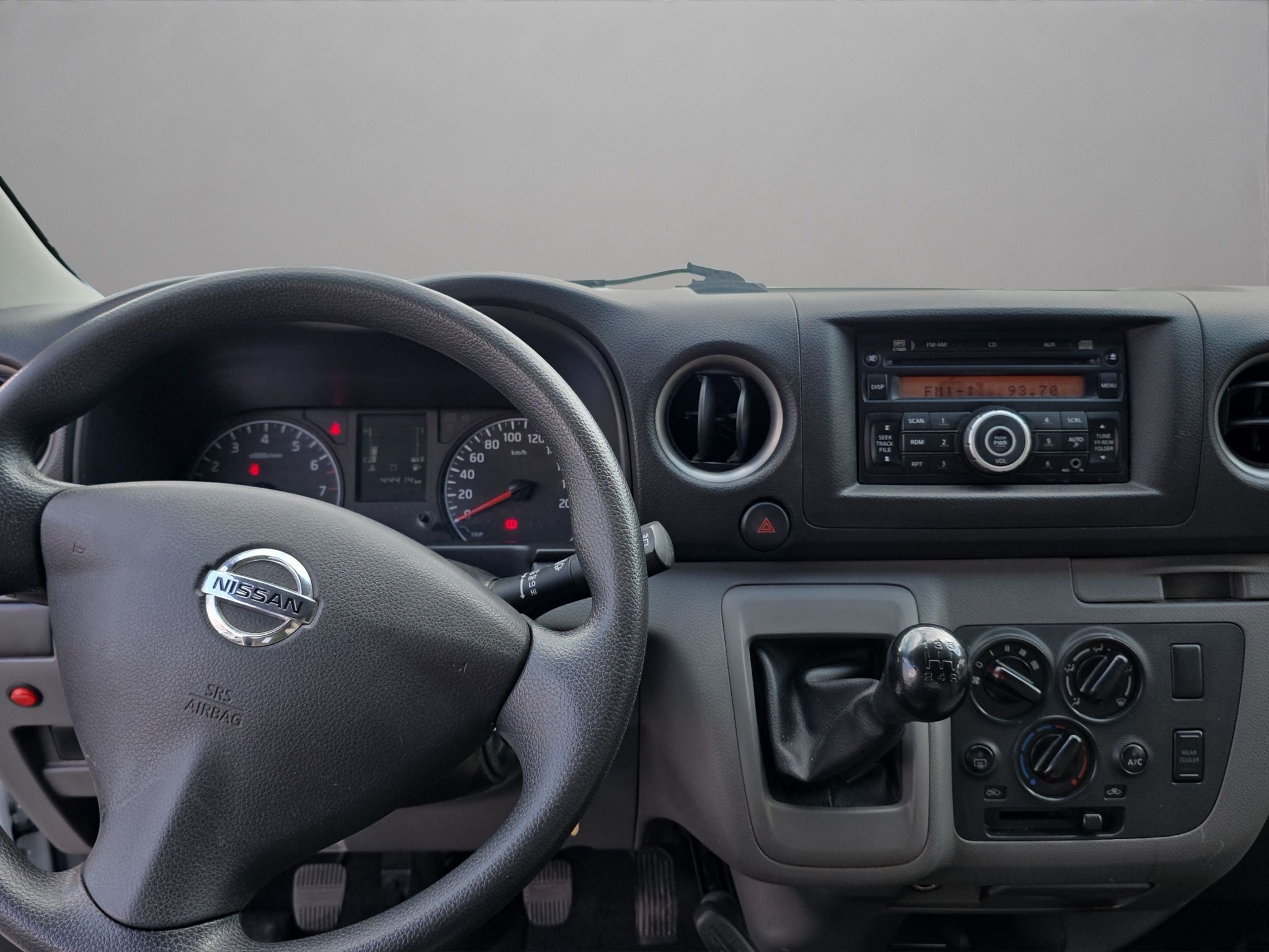 2022 Nissan Urvan 2.5 15 Pas Amplia Aa Mt