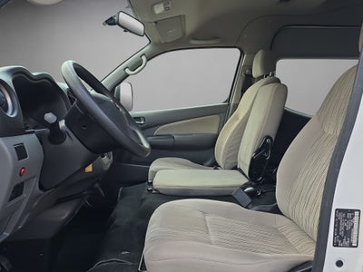 2022 Nissan Urvan 2.5 15 Pas Amplia Aa Mt