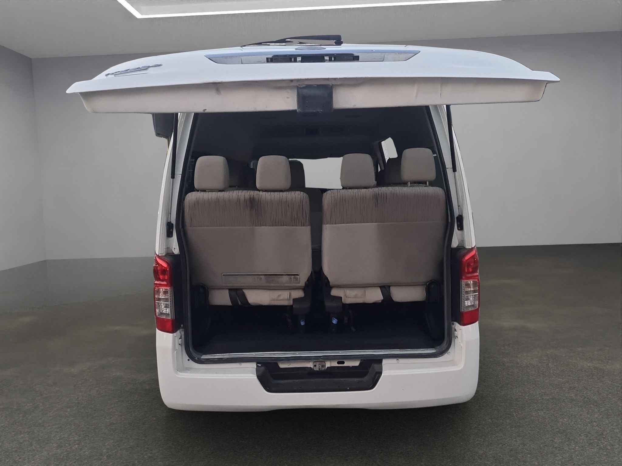 2020 Nissan Urvan 2.5 15 Pas Amplia Aa Mt