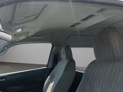 2023 Nissan Urvan 2.5 14 Pasajeros Amplia AA Mt