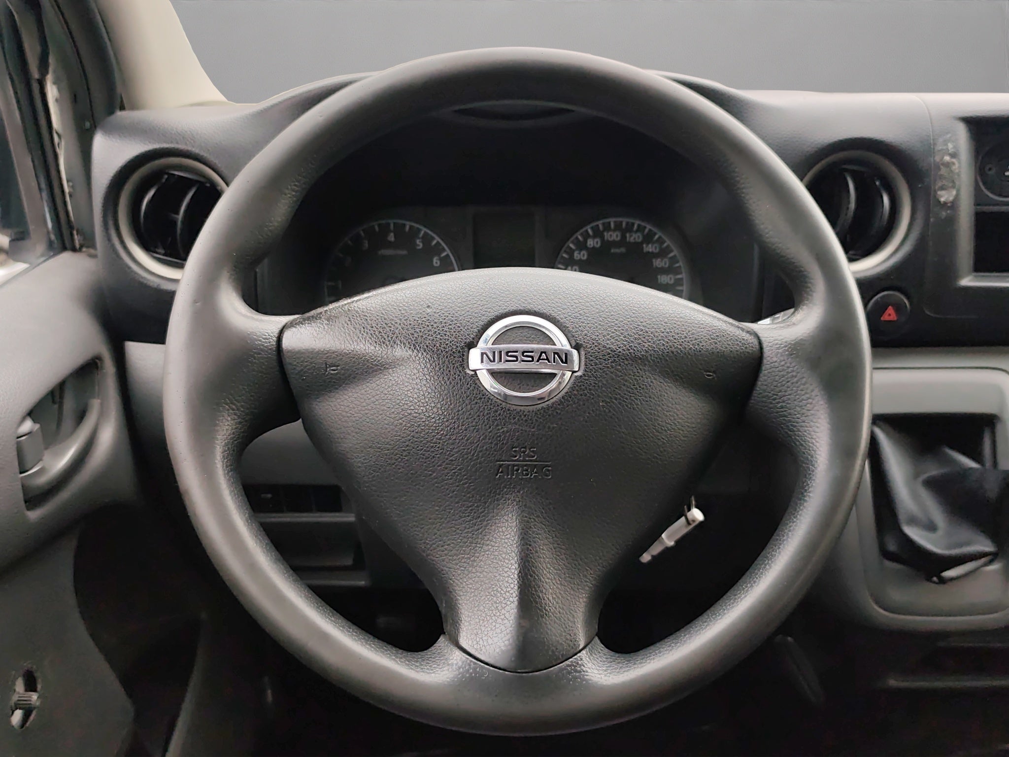 2021 Nissan URVAN 4 PTS AMPLIA TM5 AAC
