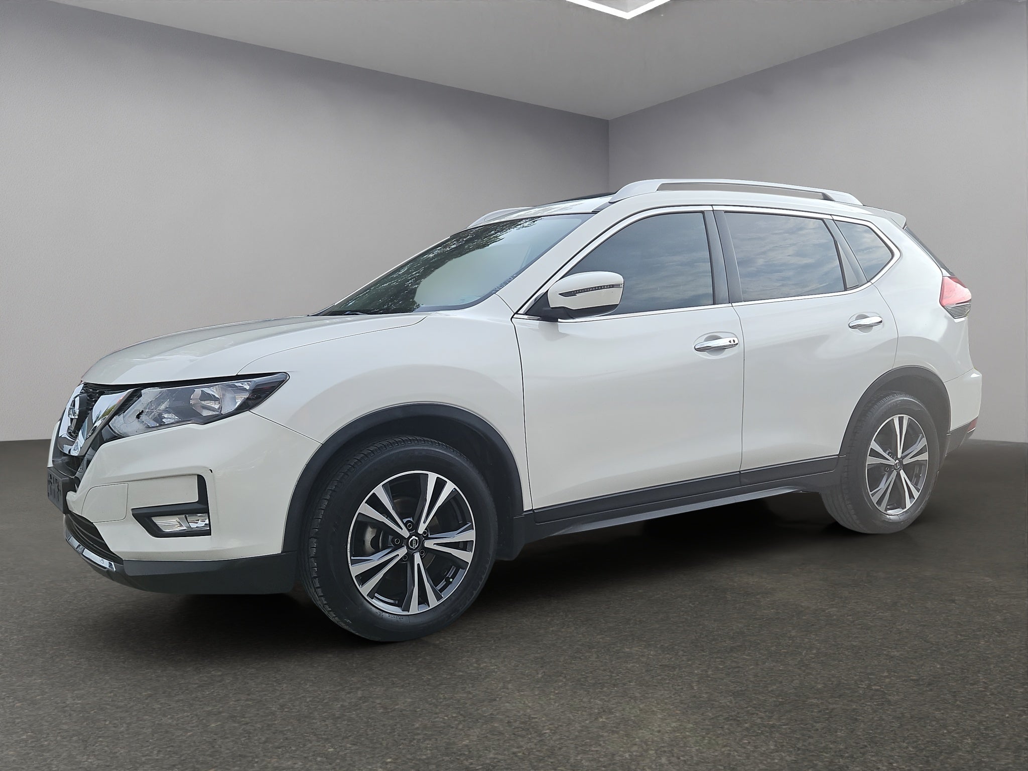 2019 Nissan X-TRAIL 5 PTS ADVANCE CVT CD QC 5 PAS RA-18