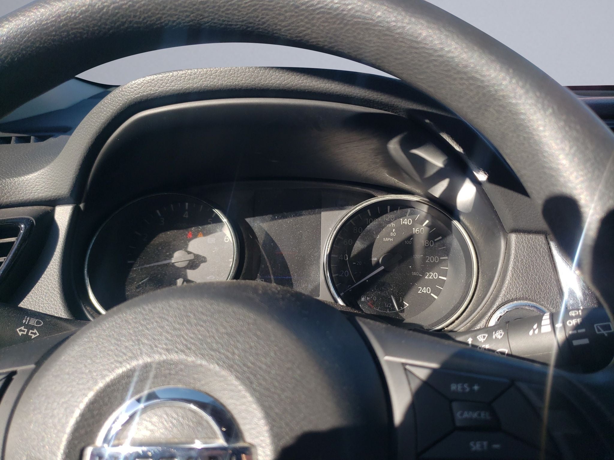 2022 Nissan X-Trail 2.5 Sense 3 Filas Cvt