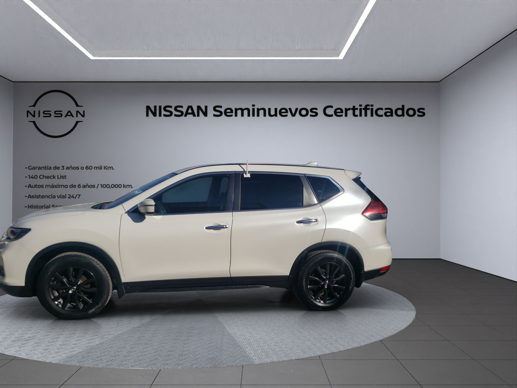 2022 Nissan X-Trail 2.5 Sense 3 Filas Cvt