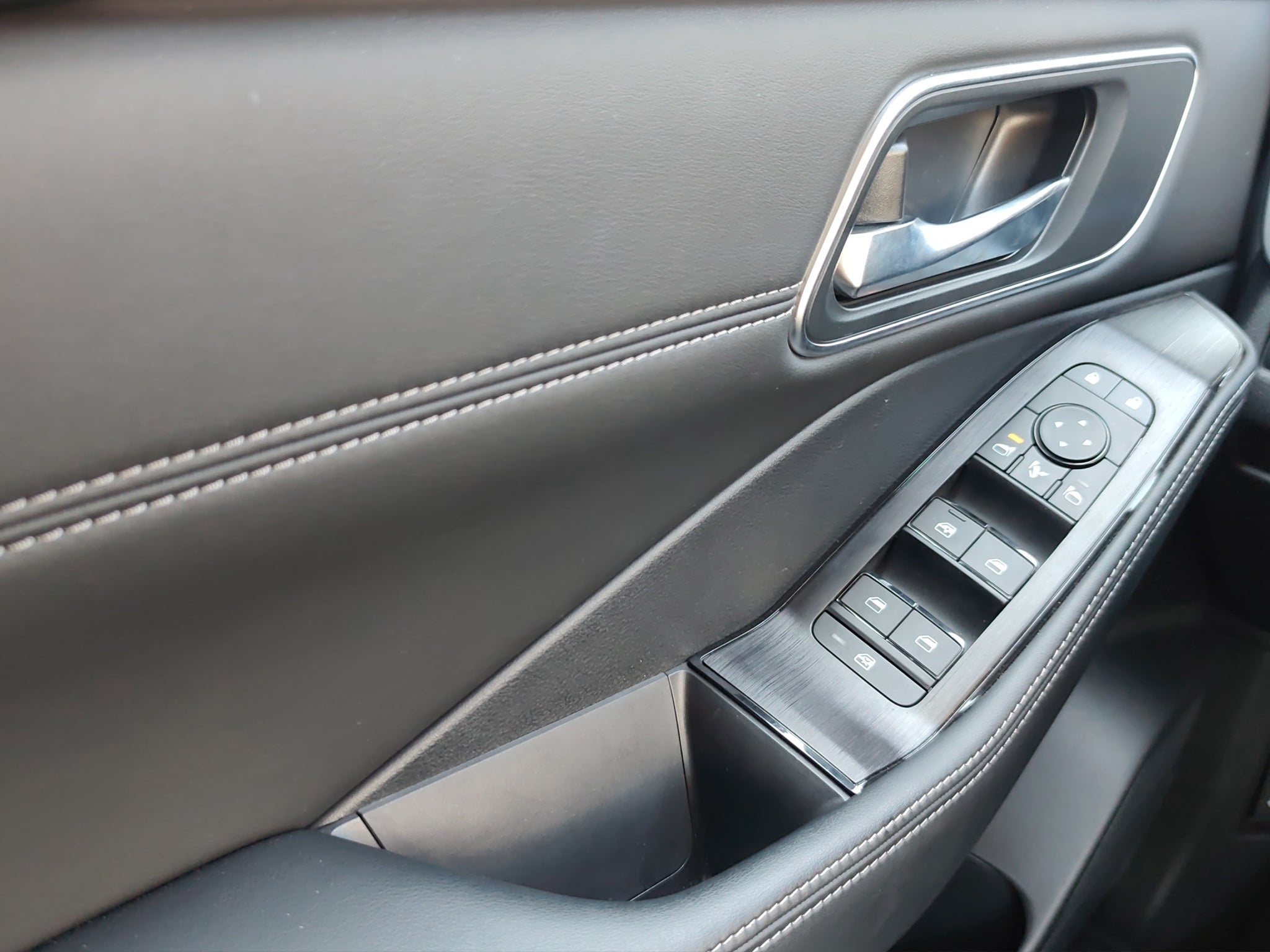 2027 Nissan X-TRAIL E-POWER E-4ORCE PLATINUM