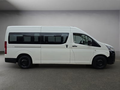 2020 Toyota HIACE 4 PTS DX SUPERLARGA TM5 CVENTANAS
