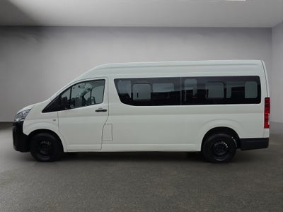 2020 Toyota HIACE 4 PTS DX SUPERLARGA TM5 CVENTANAS